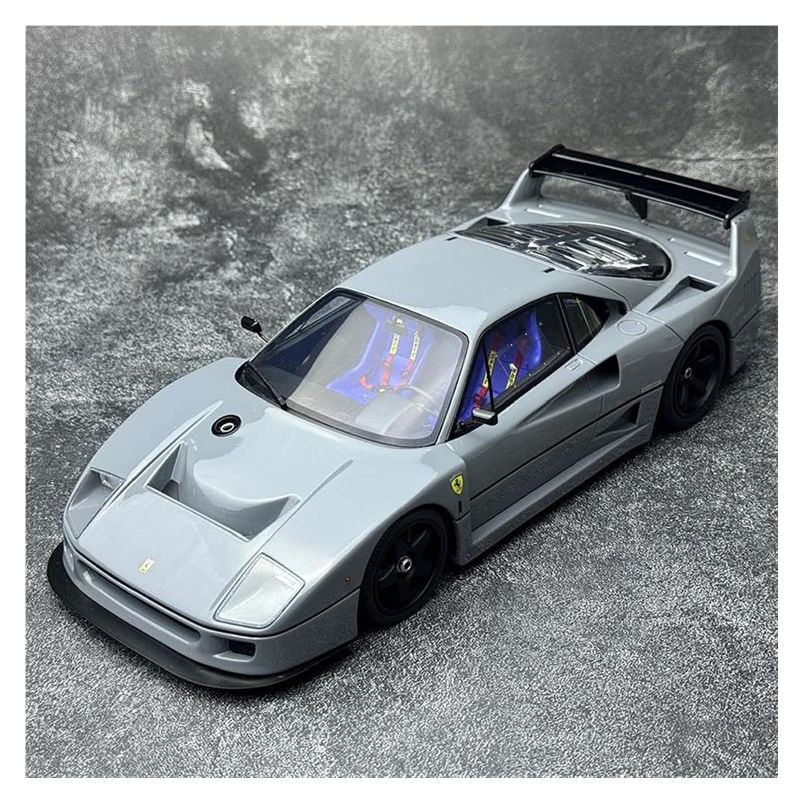 Scale Model Vehicles 1:18 for Ferrari F40 Competizione Resin Model